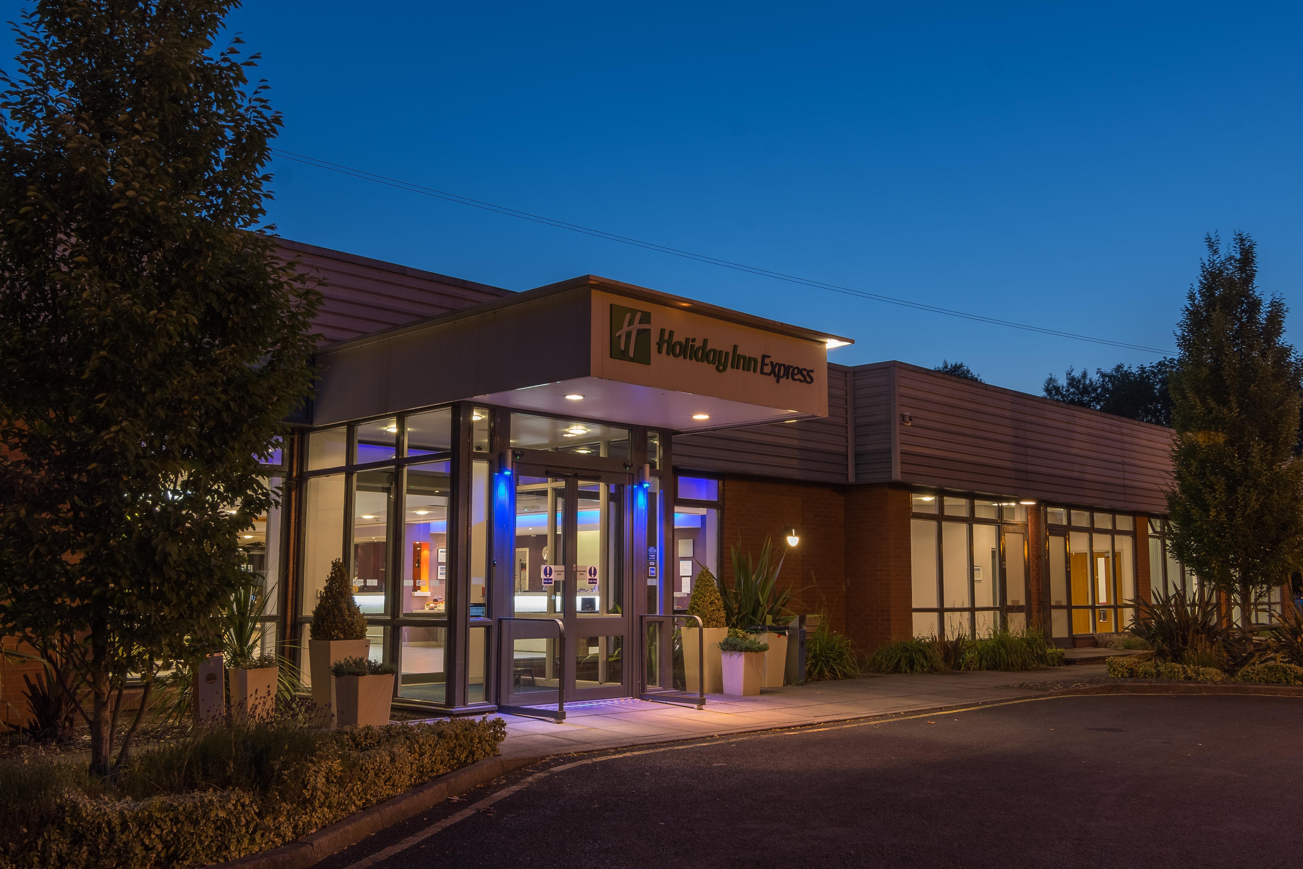 Holiday Inn Express Preston South By Ihg Exteriér fotografie